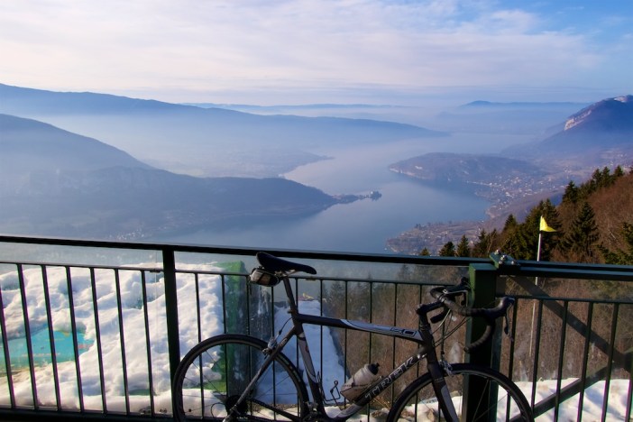 idées evjf annecy - balade en vélo