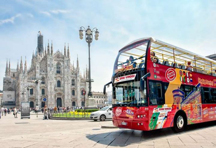 idées evjf milan - balade en bus pour un evjf milan