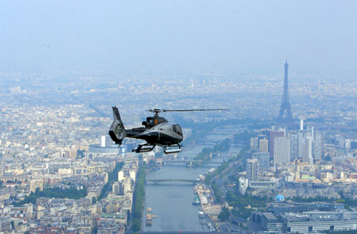 meilleures idées evjf paris - survol en helicoptère paris