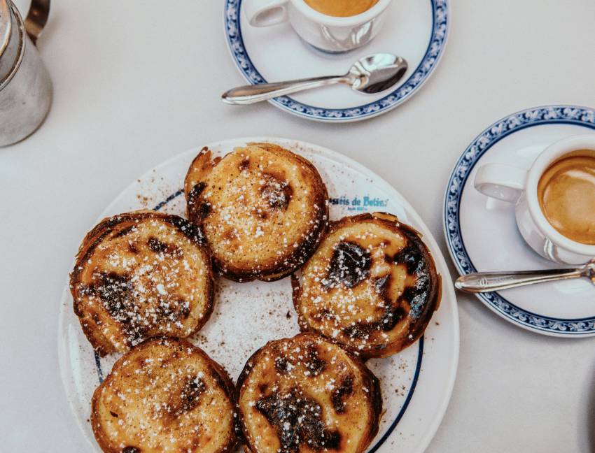 deguster un pastel de nata a lisbonne pendant un evjf